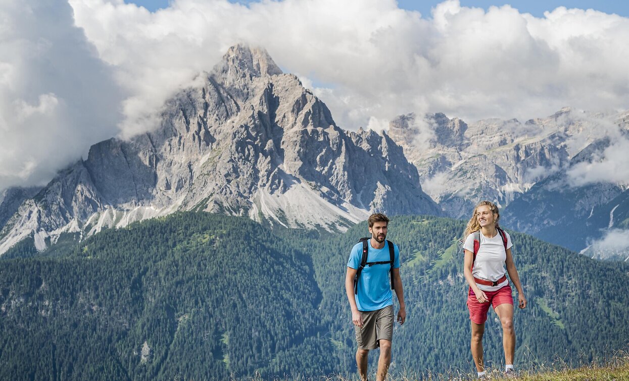 Wandern am Helm | © 3 Zinnen Dolomites - Harald Wisthaler, Sexten Wandern am Helm | © 3 Zinnen Dolomites - Harald Wisthaler, Sexten