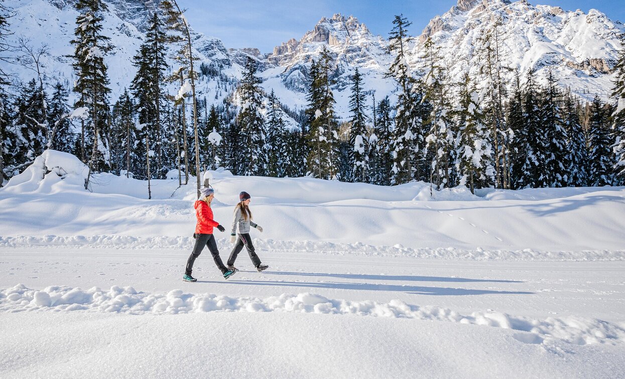 Winterwanderung (mit Kinderwagen): Innerfeldtal | © Harald Wisthaler, Sexten Winterwanderung (mit Kinderwagen): Innerfeldtal | © Harald Wisthaler, Sexten